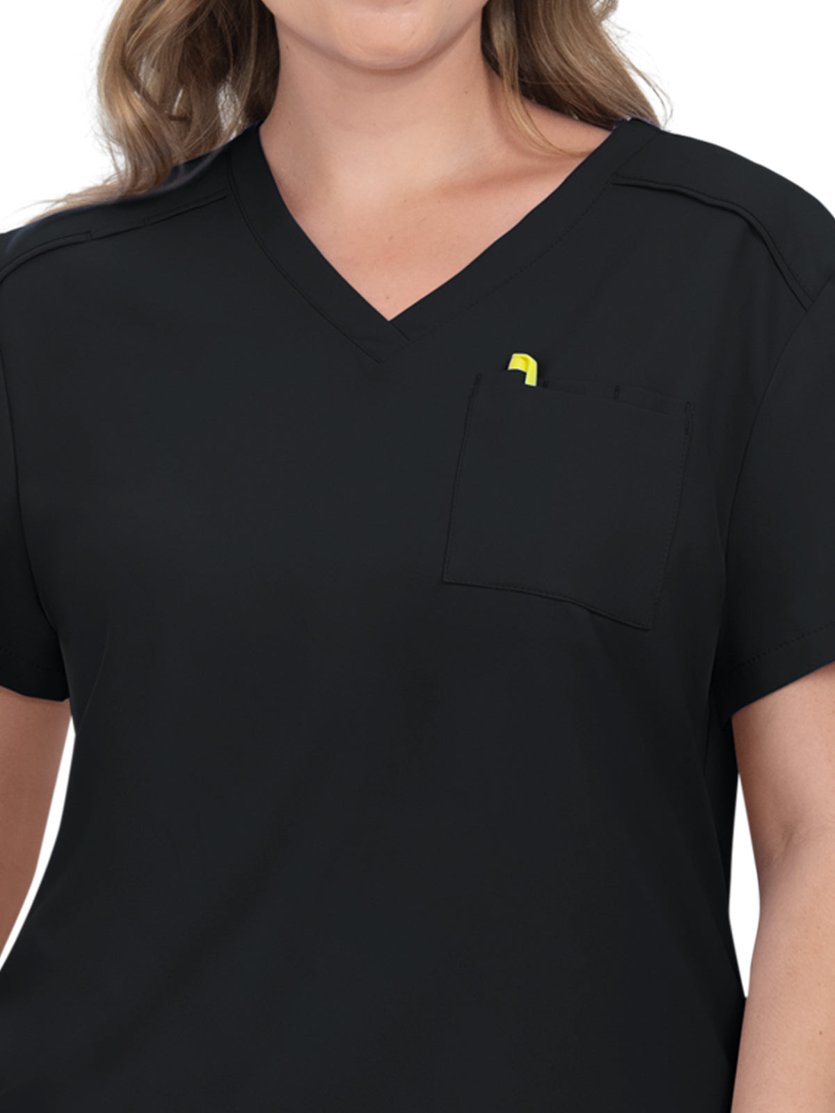 Women's 2-Pocket V-Neck Tuck-In Aura Top - C100 - Black