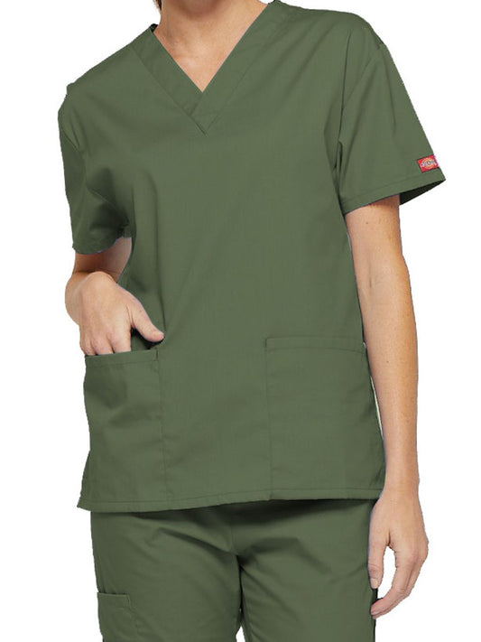 Women's 2-Pocket V-Neck Top - 86706 - Olive