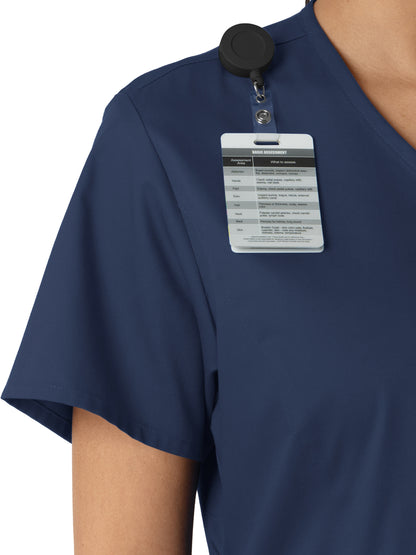 Women's Three-Pocket Curved V-Neck Scrub Top - 106 - Navy