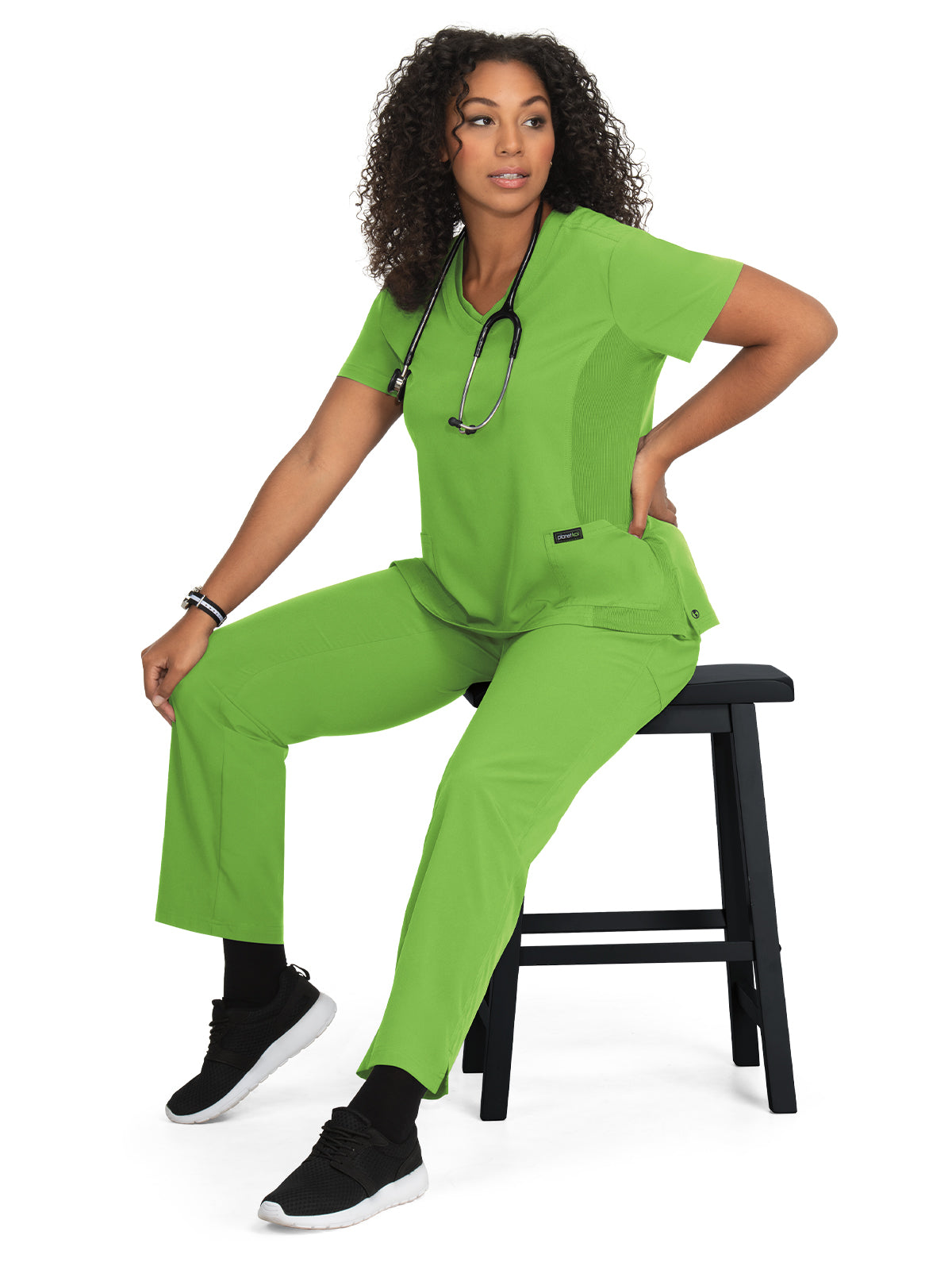 Women's 2-Pocket Eco-Friendly Longevity Scrub Top - 1034 - Green Tea