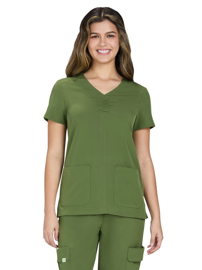 Women's Two-Pocket Shirred Chest V-Neck Enik Top - 1121 - Martini Olive