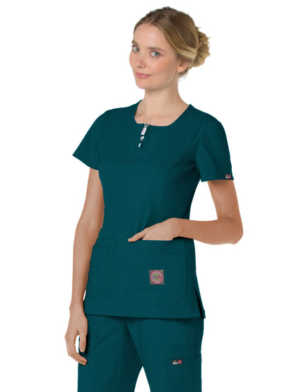 Women's Four-Pocket Zipper Neck Serenity Top - 317 - Caribbean