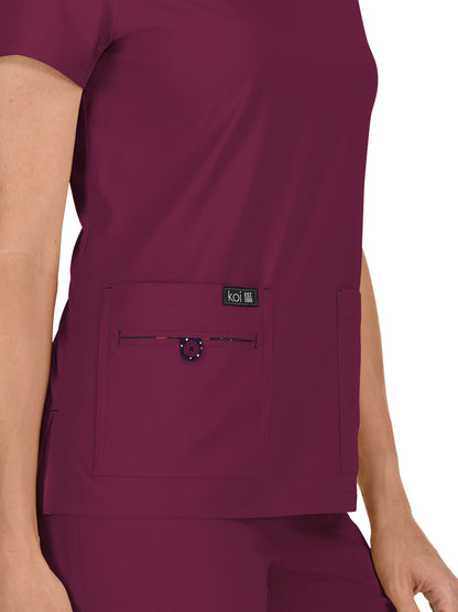 Women's 4-Pocket Stretch V-Neck Becca Scrub Top - 373 - Wine