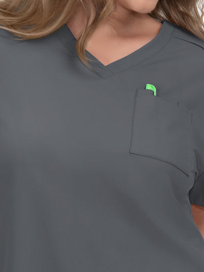 Women's 2-Pocket V-Neck Tuck-In Aura Top - C100 - Pewter
