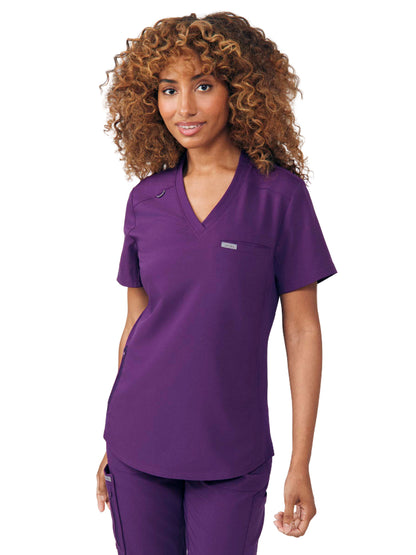Women's 2-Pocket Shirttail Hemline V-Neck Top - LT101 - Eggplant