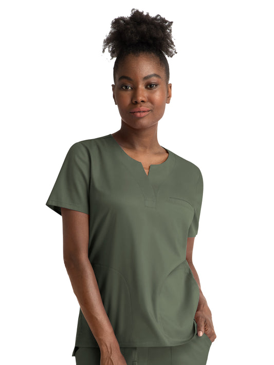 Women's Three-Pocket Notched Crew Neck Top - 3504 - Olive