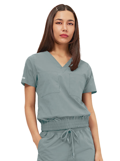 Women's Two-Pocket LUNA Tuck Band V-Neck Top - 1018 - Camp Green