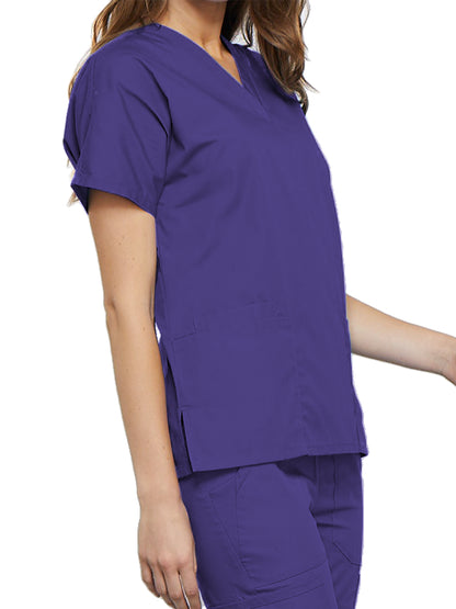 Women's 2-Pocket V-Neck Scrub Top - 4700 - Grape