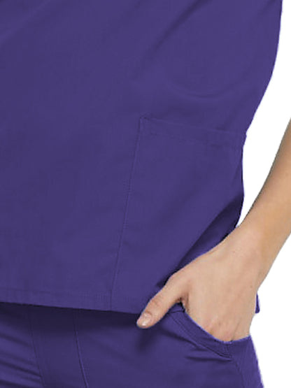 Women's 2-Pocket V-Neck Scrub Top - 4700 - Grape