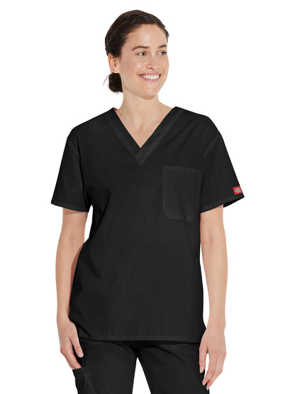 Unisex 1-Pocket Tuckable V-Neck Top - 83706 - Black