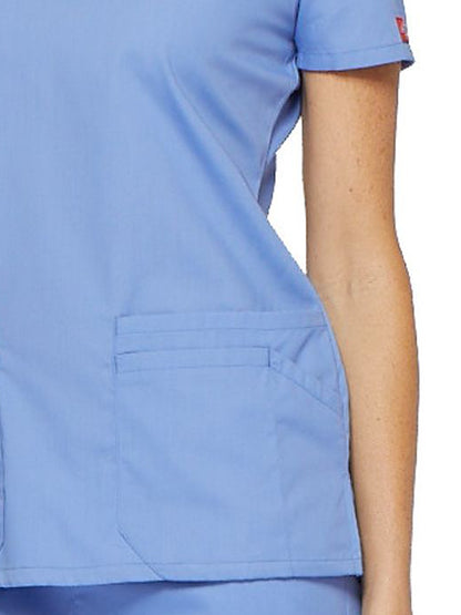 Women's 6-Pocket V-Neck Scrub Top - 85906 - Ciel