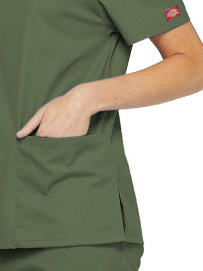 Women's 2-Pocket V-Neck Scrub Top - 86706 - Olive