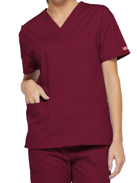 Women's 2-Pocket V-Neck Scrub Top - 86706 - Wine