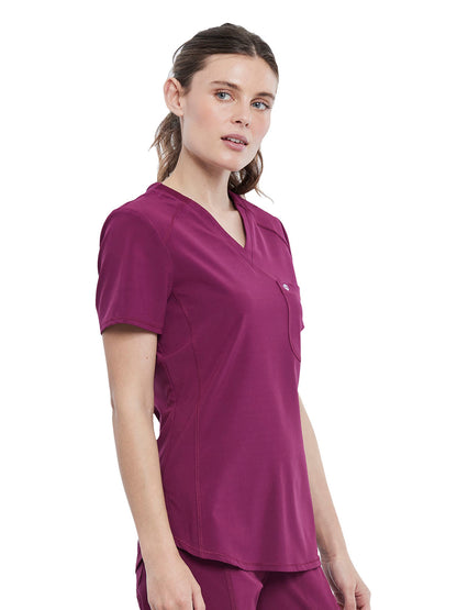 Women's Left Chest Pocket Tuckable V-Neck Top - CK687A - Wine