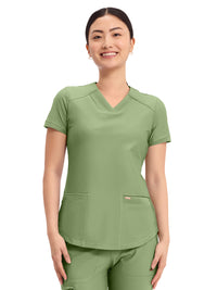 Women's 2-Pocket Curved Hemline V-Neck Top - CK840 - Bright Sage