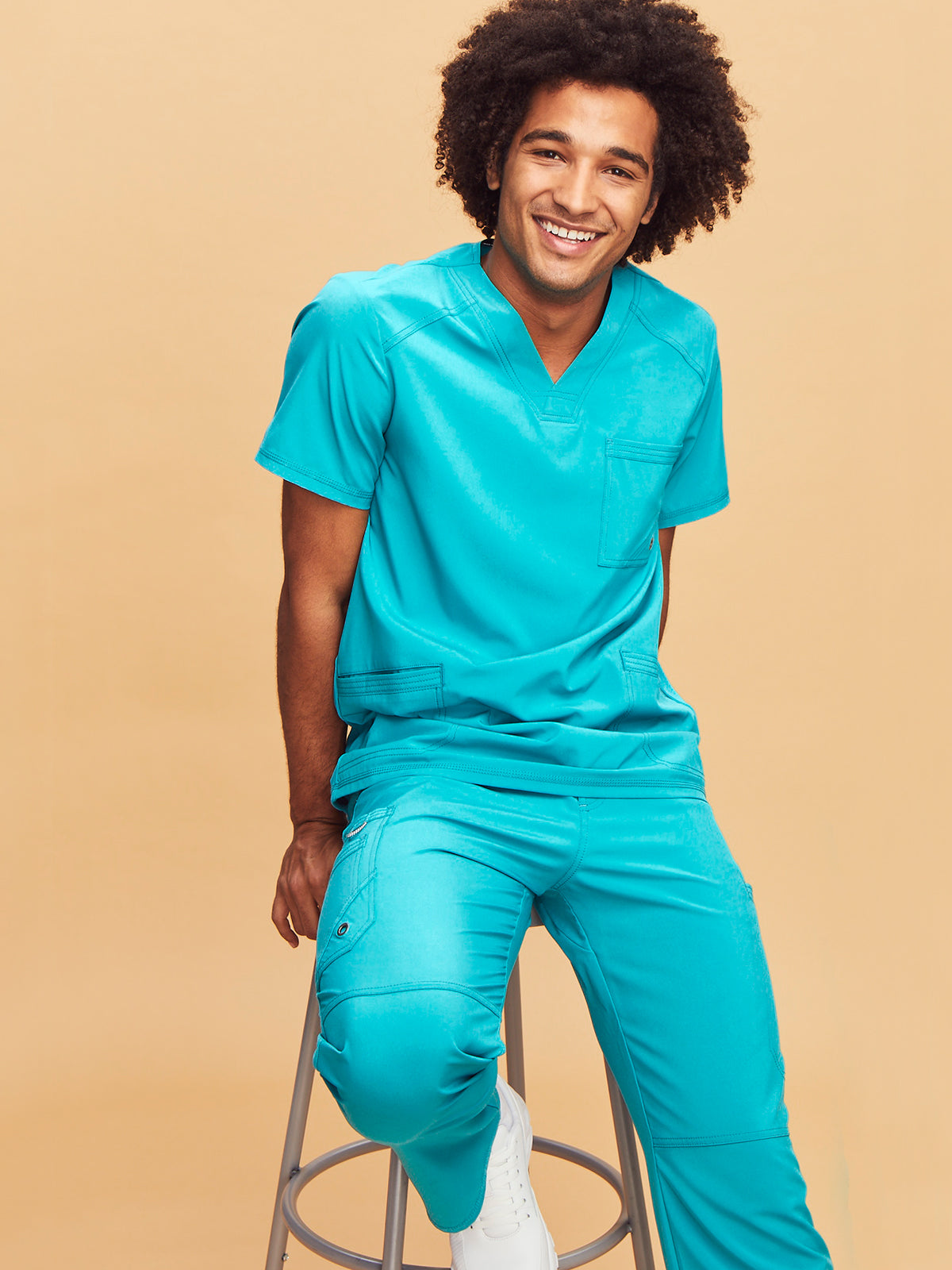 Men's Three-Pocket V-Neck Scrub Top - CK900A - Teal Blue