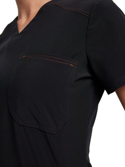 Women's Tuckable One Pocket V-Neck Top - DK748 - Black