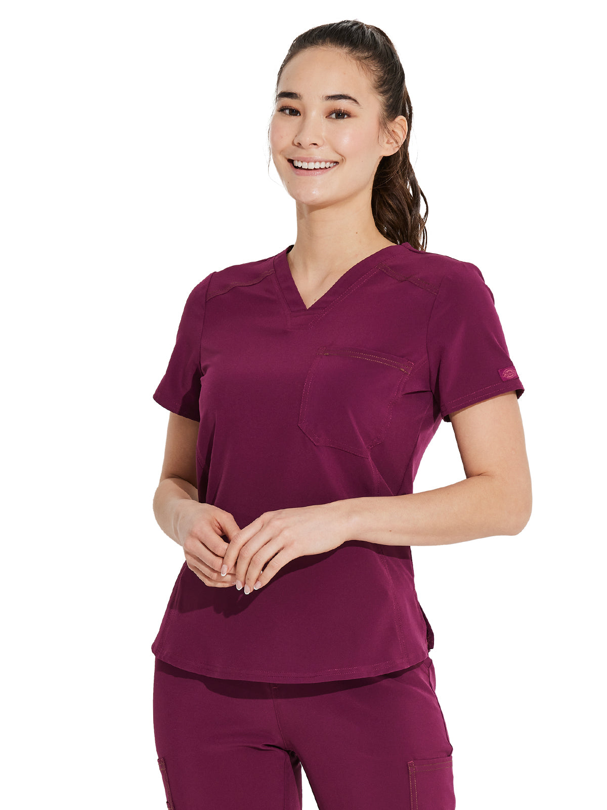 Women's Tuckable One Pocket V-Neck Top - DK748 - Wine