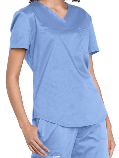 Women's 1-Pocket Tuckable V-Neck O.R. Top - WW657 - Ciel Blue