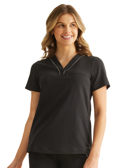 Women's 1-Pocket V-Neck Scrub Top - 700 - Black