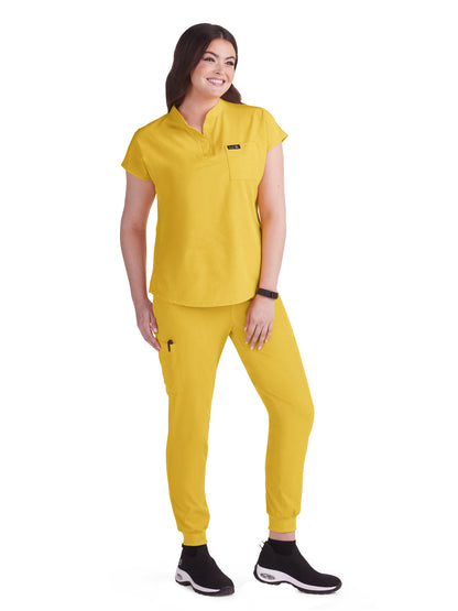 Women's 1-Pocket Stretch Tuck-In Ari Scrub Top - 1093 - Heather Mango